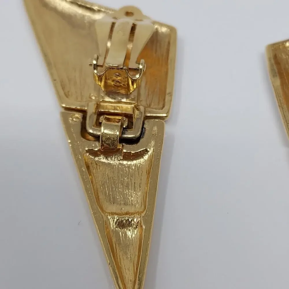 Vintage Trifari Enamel Earrings Modern Articulated 1980s Clip Cream Signed 2.5